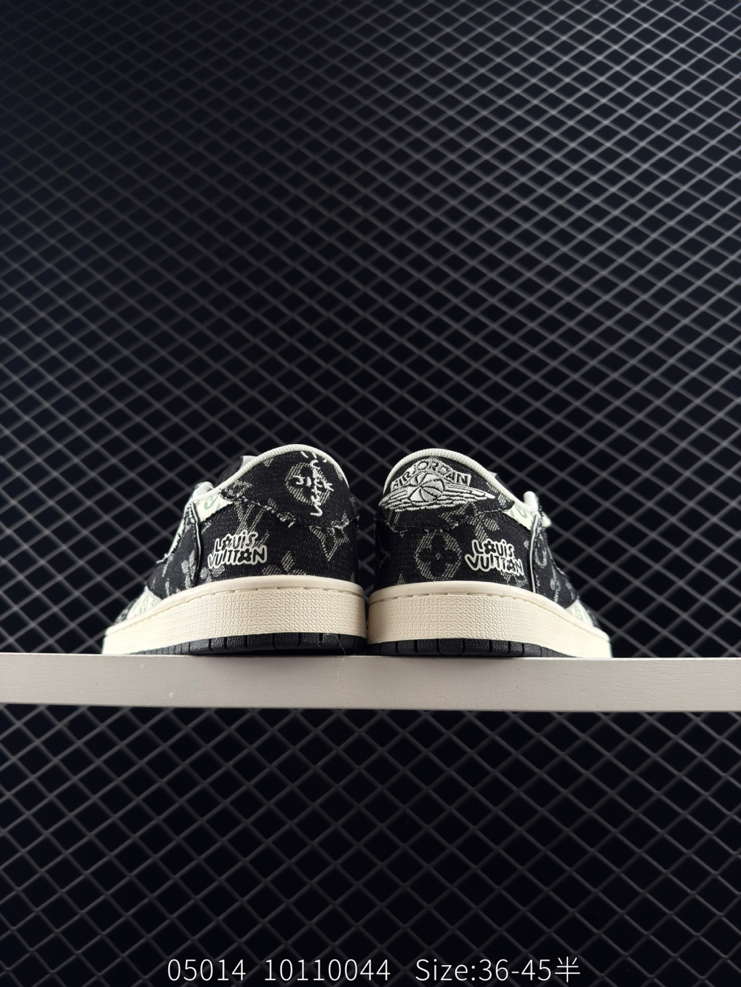 Travis Scott x Air Jordan 1 ” Reverse Mocha “